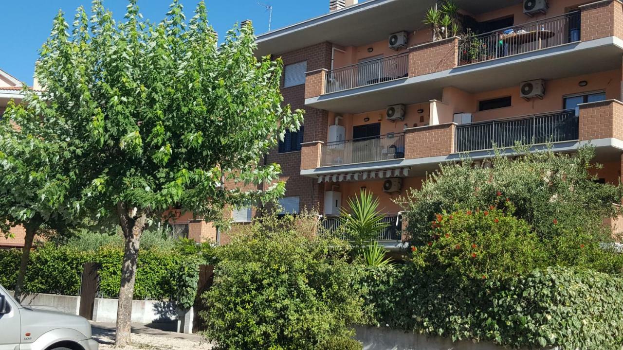 Appartement Casina Carina Carina à Nettuno Extérieur photo